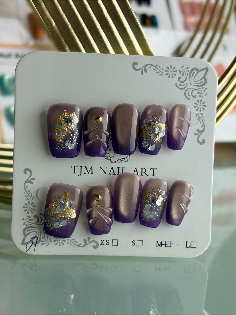 TJM Nail Art Mauve Purple Press-On Set with Gold Glitter Accents Medium